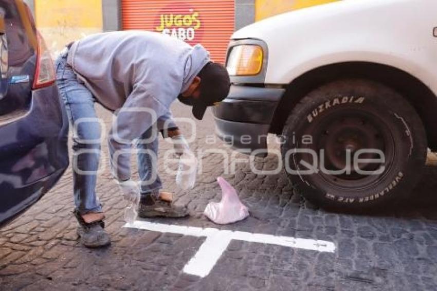 CAJONES DE ESTACIONAMIENTO