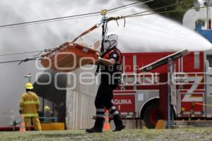 SEGURIDAD . SIMULACRO EMERGENCIA QUÍMICA