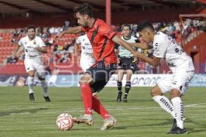 FÚTBOL . COYOTES VS DORADOS