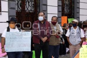 CONGRESO . MANIFESTACIONES