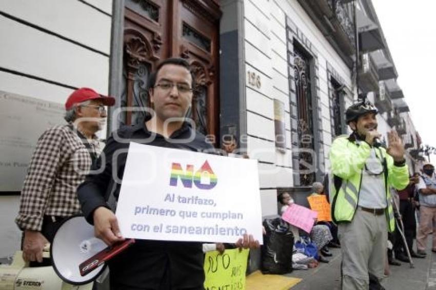 CONGRESO . MANIFESTACIONES