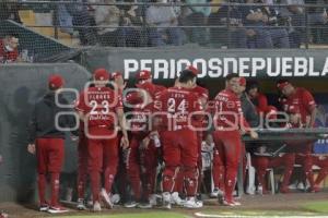 BÉISBOL . PERICOS VS DIABLOS