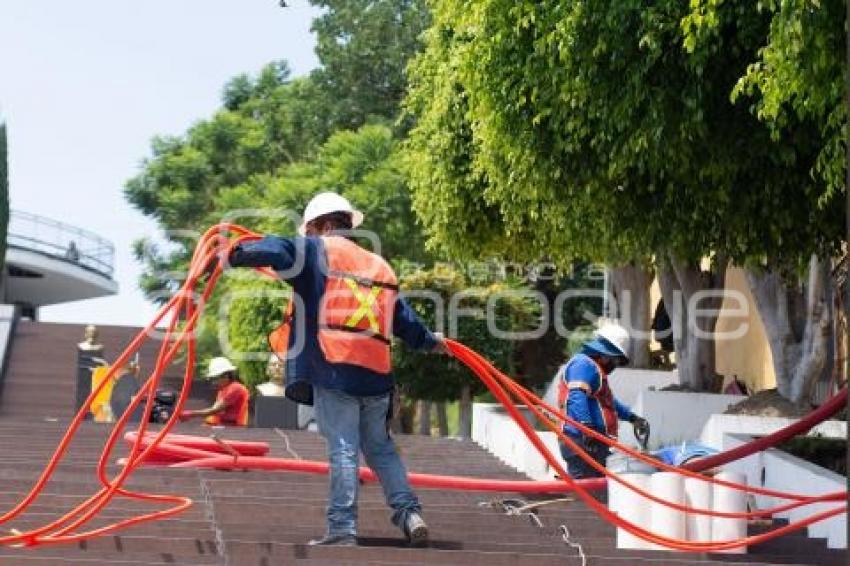 TLAXCALA . ESCALINATAS LOS HÉROES