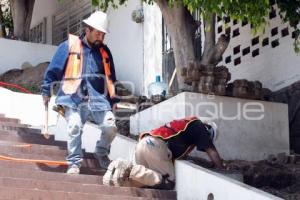 TLAXCALA . ESCALINATAS LOS HÉROES