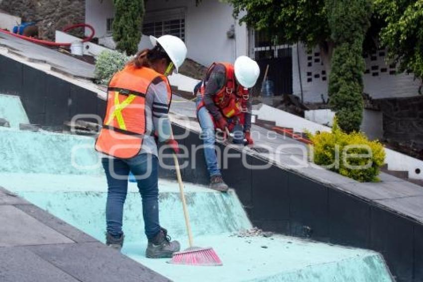 TLAXCALA . ESCALINATAS DE LOS HÉROES