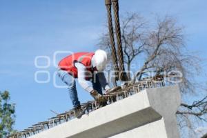 TLAXCALA . OBRA PUENTE VEHICULAR