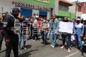 MANIFESTACIÓN . COMERCIANTES 46 PONIENTE