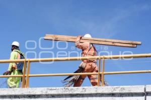 TLAXCALA . OBRA PUENTE VEHICULAR