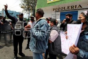 MANIFESTACIÓN . COMERCIANTES 46 PONIENTE