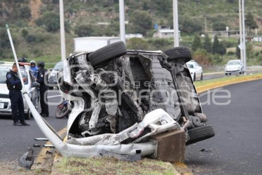 TLAXCALA . ACCIDENTE AUTOMOVILÍSTICO