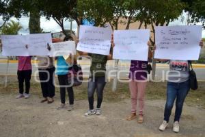 TEHUACÁN . PROTESTA TETITZINTLA