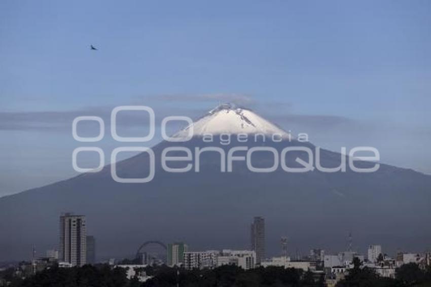 VOLCANES NEVADOS