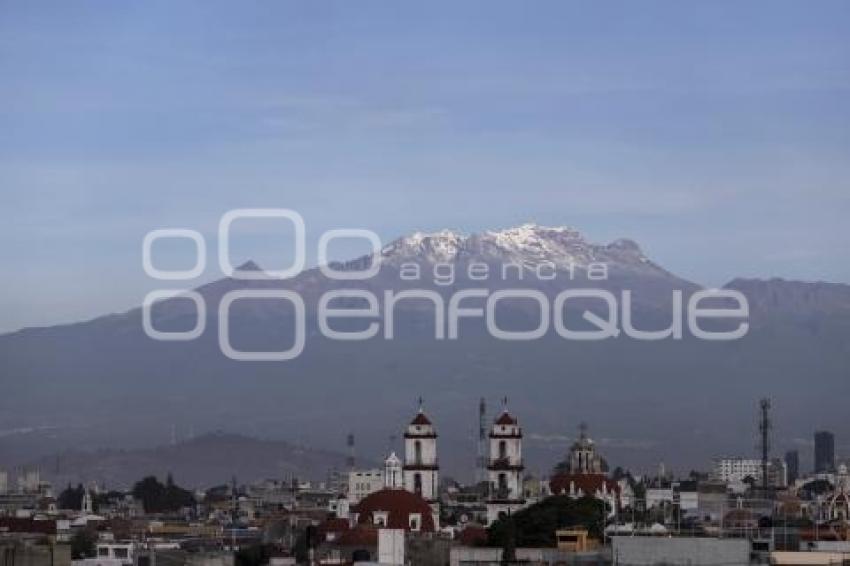 VOLCANES NEVADOS