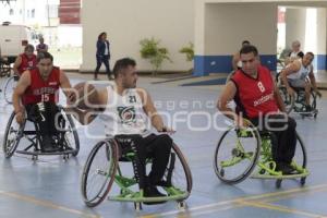 BÁSQUETBOL . SILLAS DE RUEDAS