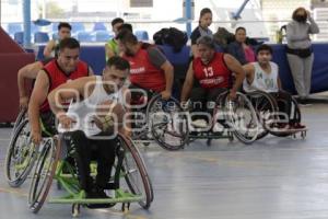 BÁSQUETBOL . SILLAS DE RUEDAS