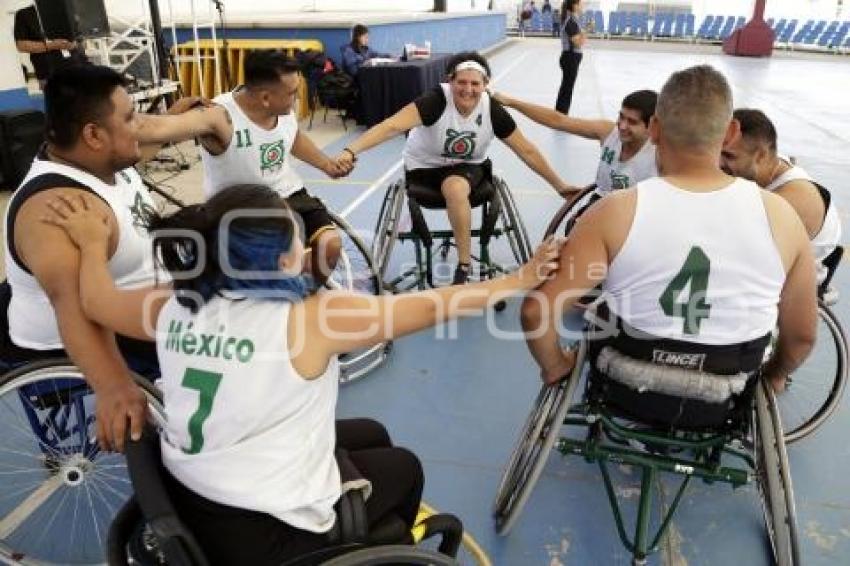 BÁSQUETBOL . SILLAS DE RUEDAS