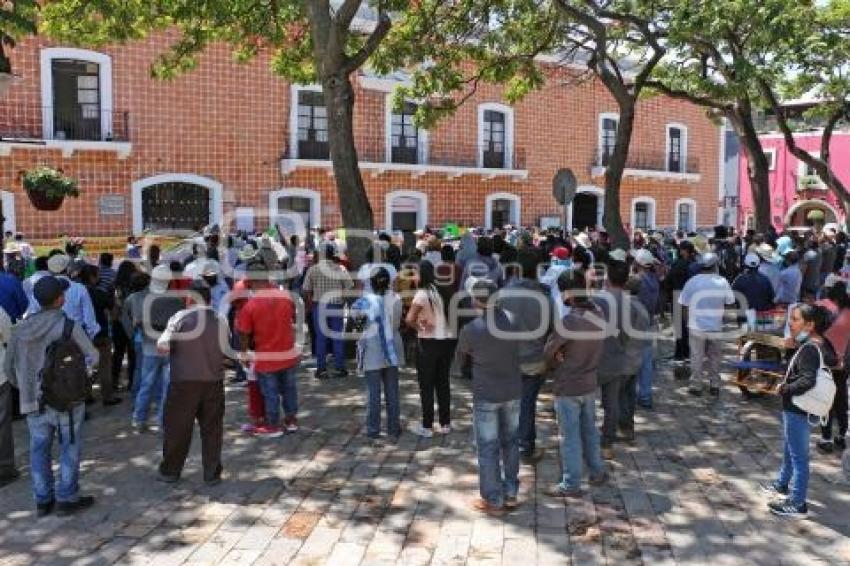 ATLIXCO . MANIFESTACIÓN