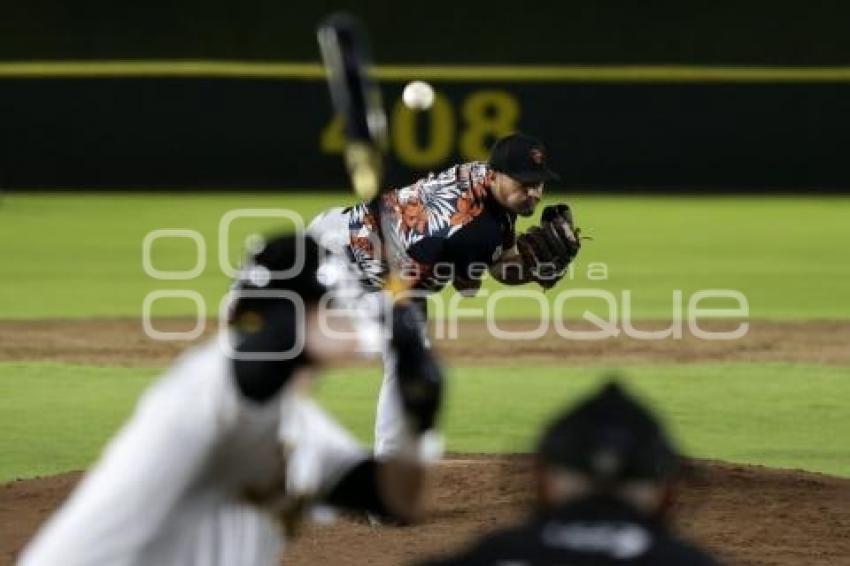 BÉISBOL . PERICOS VS TIGRES