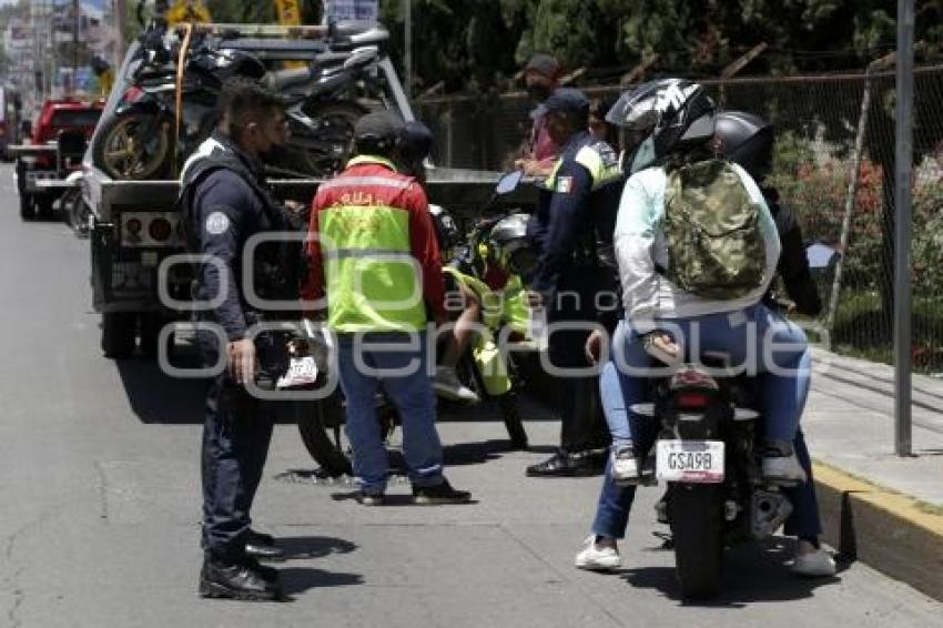 POLICIA . OPERATIVO DE MOTOCICLETAS