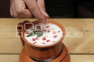 PULQUE CHILE EN NOGADA