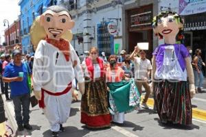 ATLIXCO . DESFILE DE MOJIGANGAS