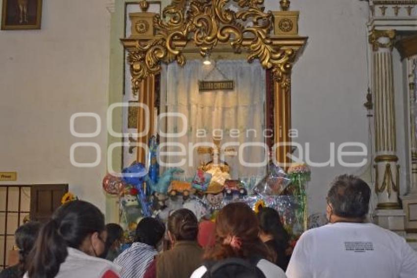 RELIGIÓN . NIÑO CIEGUITO