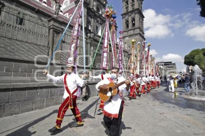 DESFILE PUEBLOS ORIGINARIOS