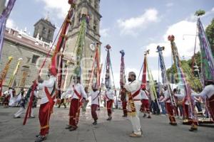 DESFILE PUEBLOS ORIGINARIOS