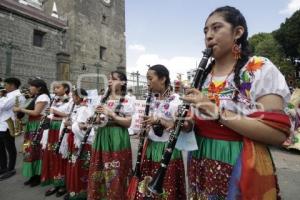 DESFILE PUEBLOS ORIGINARIOS