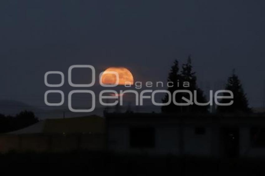 SUPERLUNA