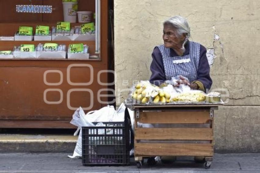 ADULTOS MAYORES