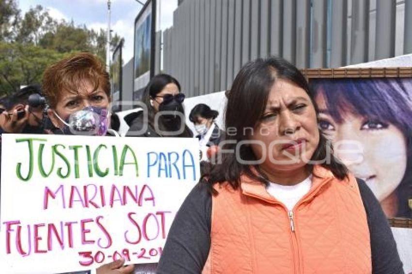 PROTESTA . FEMINICIDIO