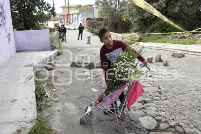 XONACATEPEC . DERRUMBE PUENTE