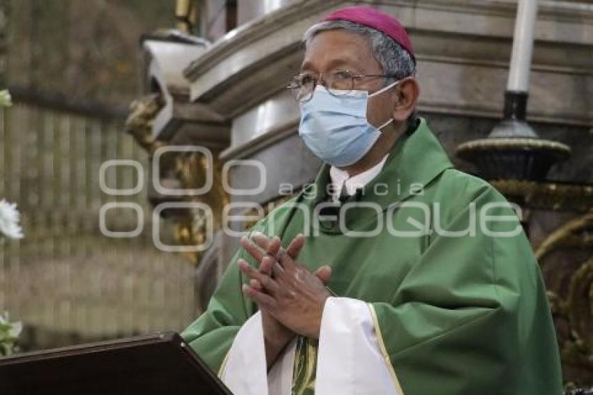 RELIGIÓN . OBISPO AUXILIAR