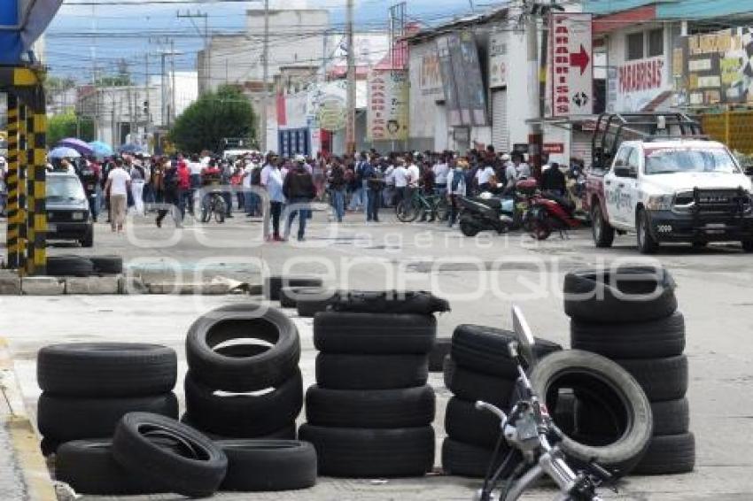 MANIFESTACIÓN COMERCIANTES 46 PONIENTE