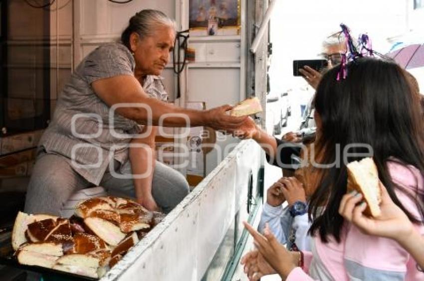 TLAXCALA . DESFILE DE PANADEROS