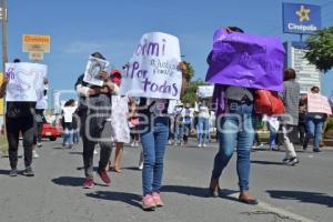 TEHUACÁN . PROTESTA CASO ALEJANDRA N.