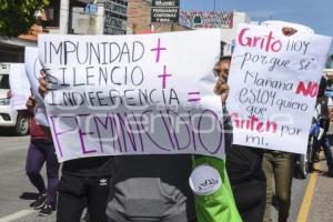 TEHUACÁN . PROTESTA CASO ALEJANDRA N.