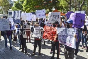 TEHUACÁN . PROTESTA CASO ALEJANDRA N.