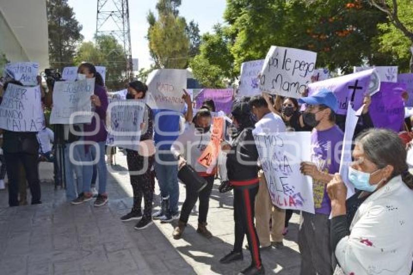 TEHUACÁN . PROTESTA CASO ALEJANDRA N.