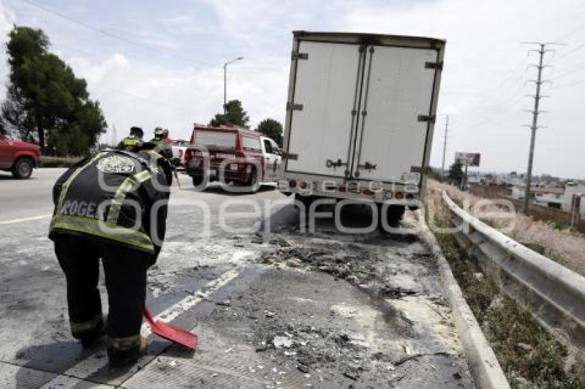 VEHÍCULO INCENDIADO