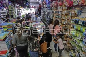 REGRESO A CLASES . PAPELERÍAS