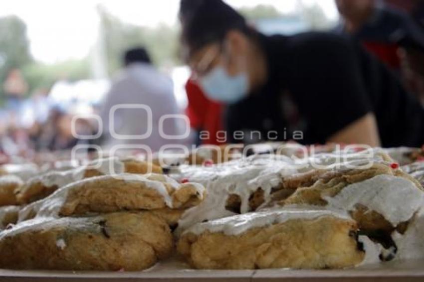 CHILE EN NOGADA GIGANTE