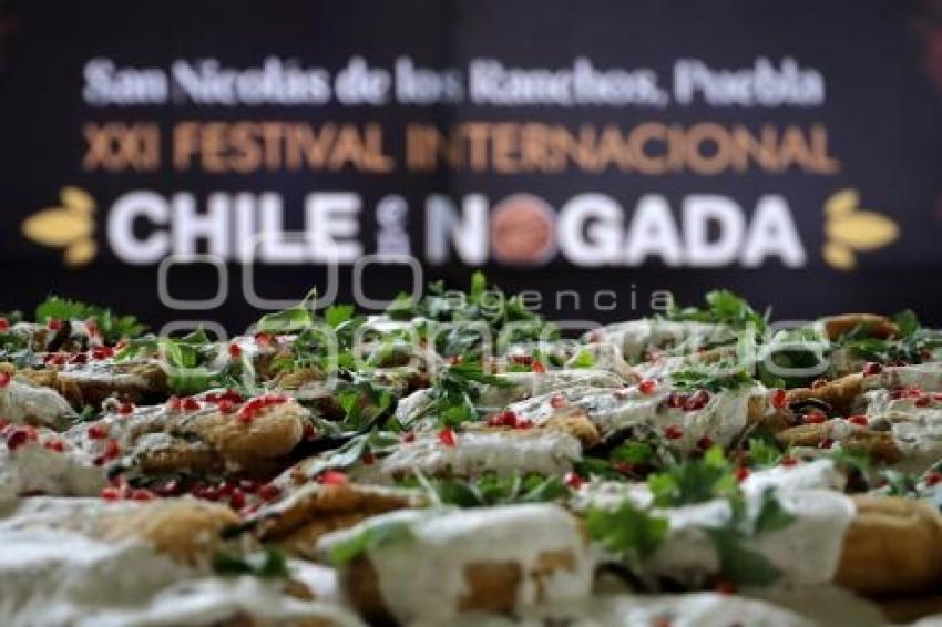 CHILE EN NOGADA GIGANTE