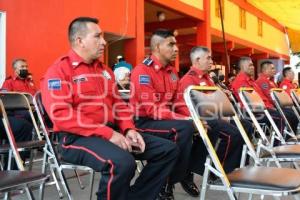 TLAXCALA . CEREMONIA DE BOMBEROS