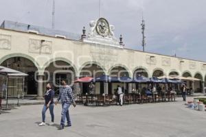 SAN PEDRO CHOLULA . ADORNOS PATRIOS