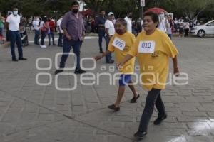 ACATLÁN . CAMINATA ADULTO MAYOR