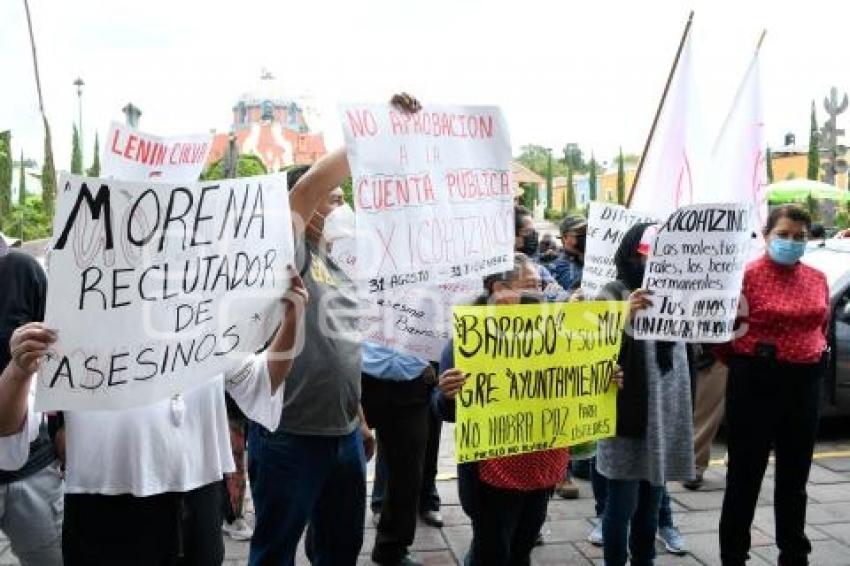 TLAXCALA . MANIFESTACIÓN EN CONGRESO 