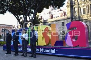 AYUNTAMIENTO . LUMINARIAS