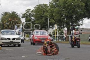 HUNDIMIENTO . DIAGONAL DEFENSORES